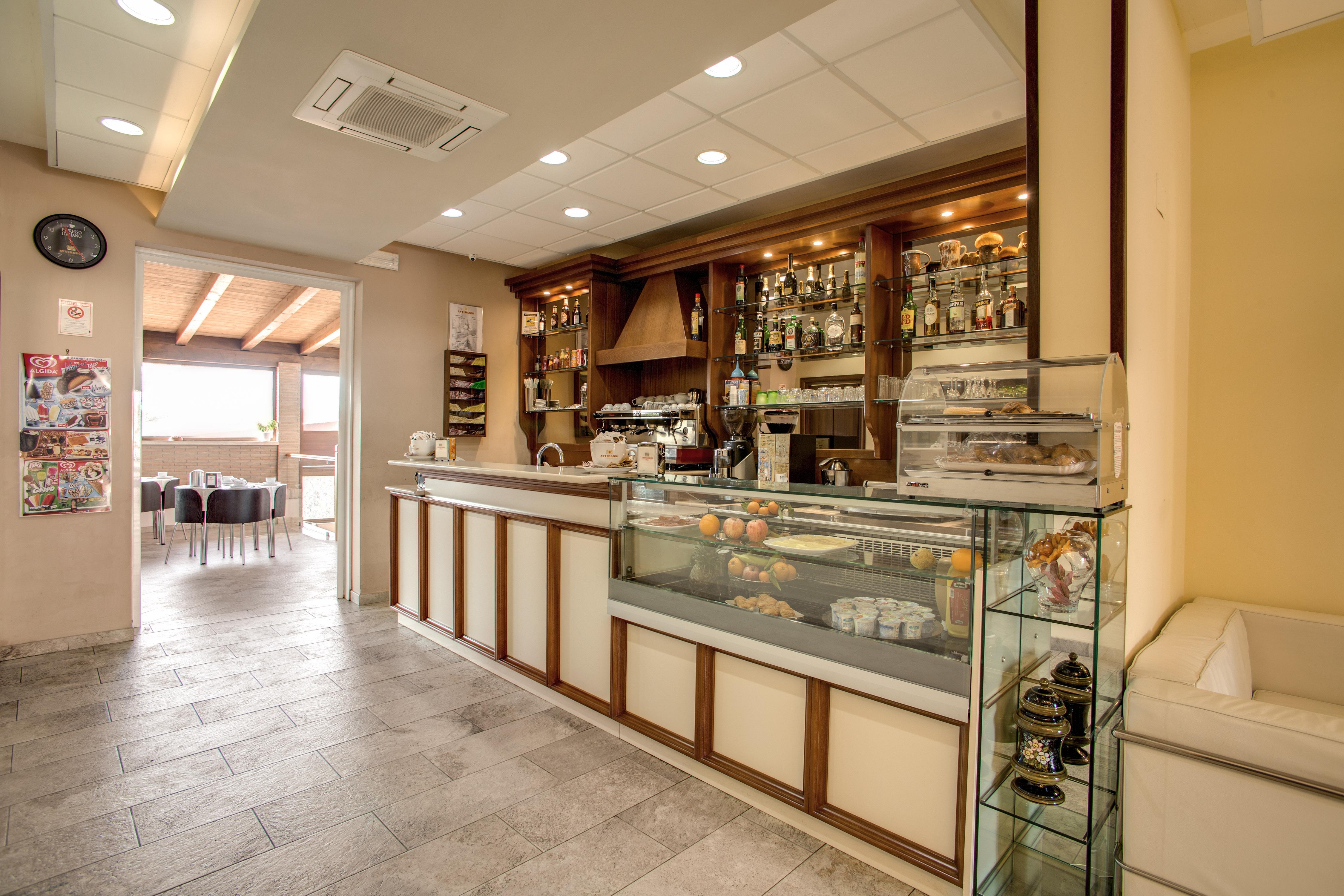 Hotel Roma Tiburtina Metro Ngoại thất bức ảnh