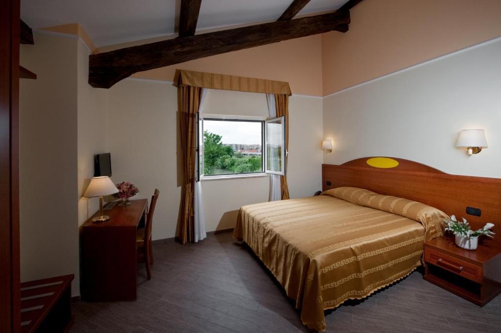 Hotel Roma Tiburtina Metro Ngoại thất bức ảnh